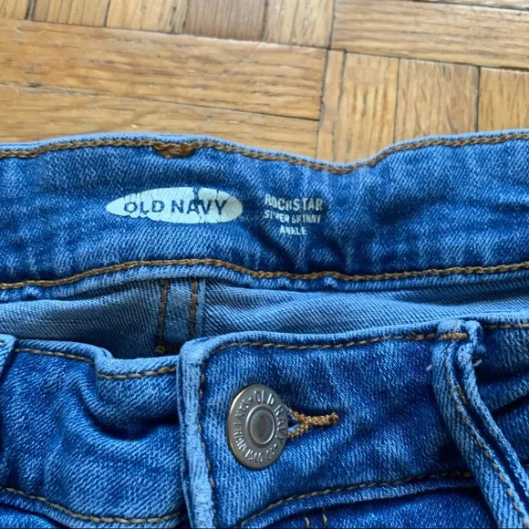 Old Navy Rockstar Super Skinny Ankle Jeans Size 2 - Picture 5 of 5